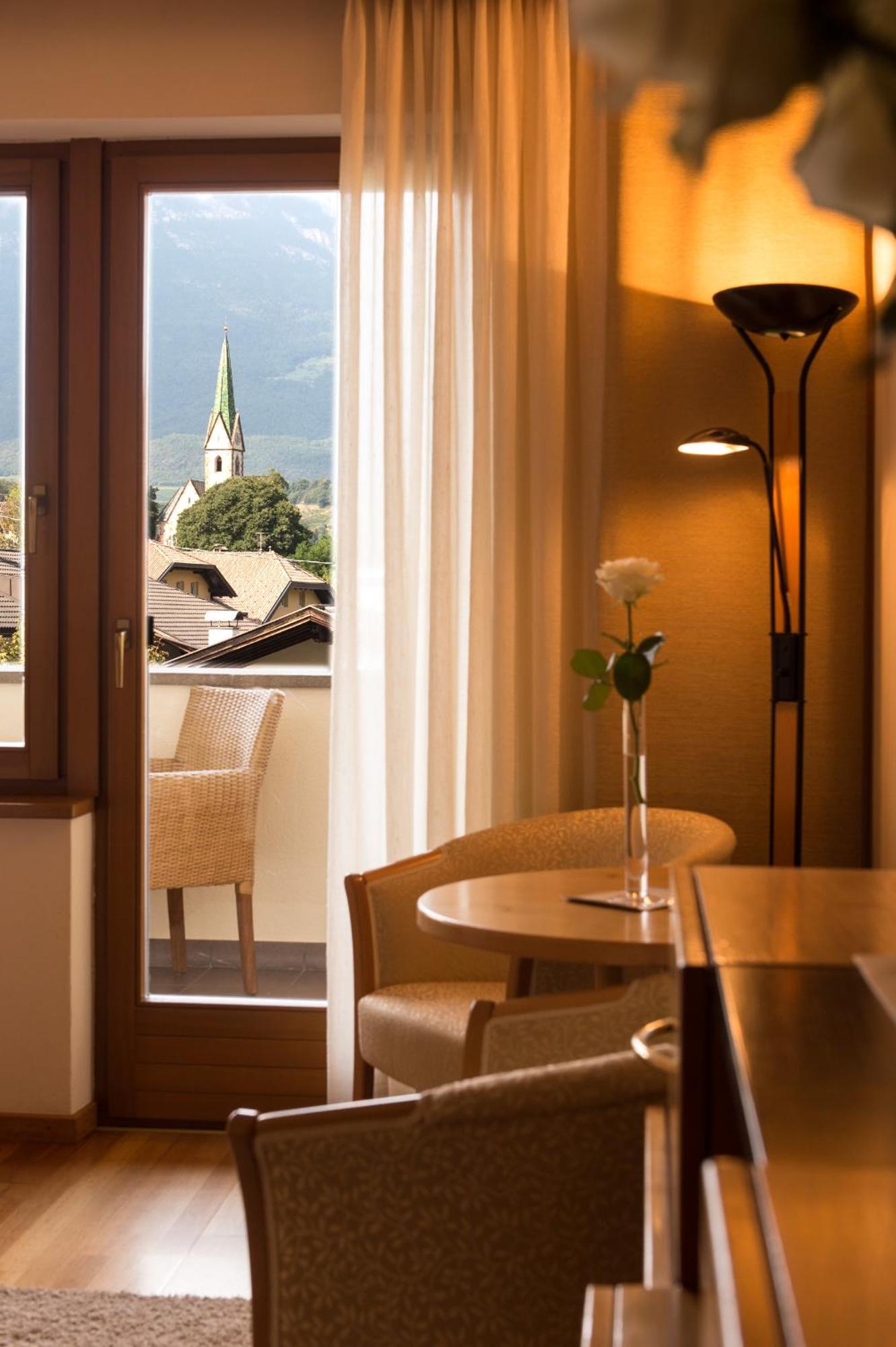 Hotel Spitaler Appiano Sulla Strada Del Vino Exterior foto